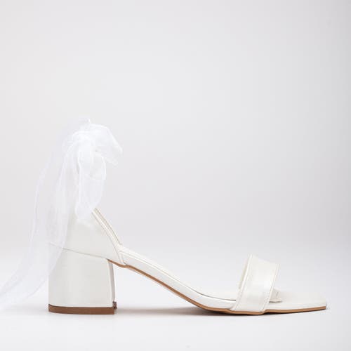Forever & Always Shoes Athena Low Heel Sandals With Ribbon In Ivory