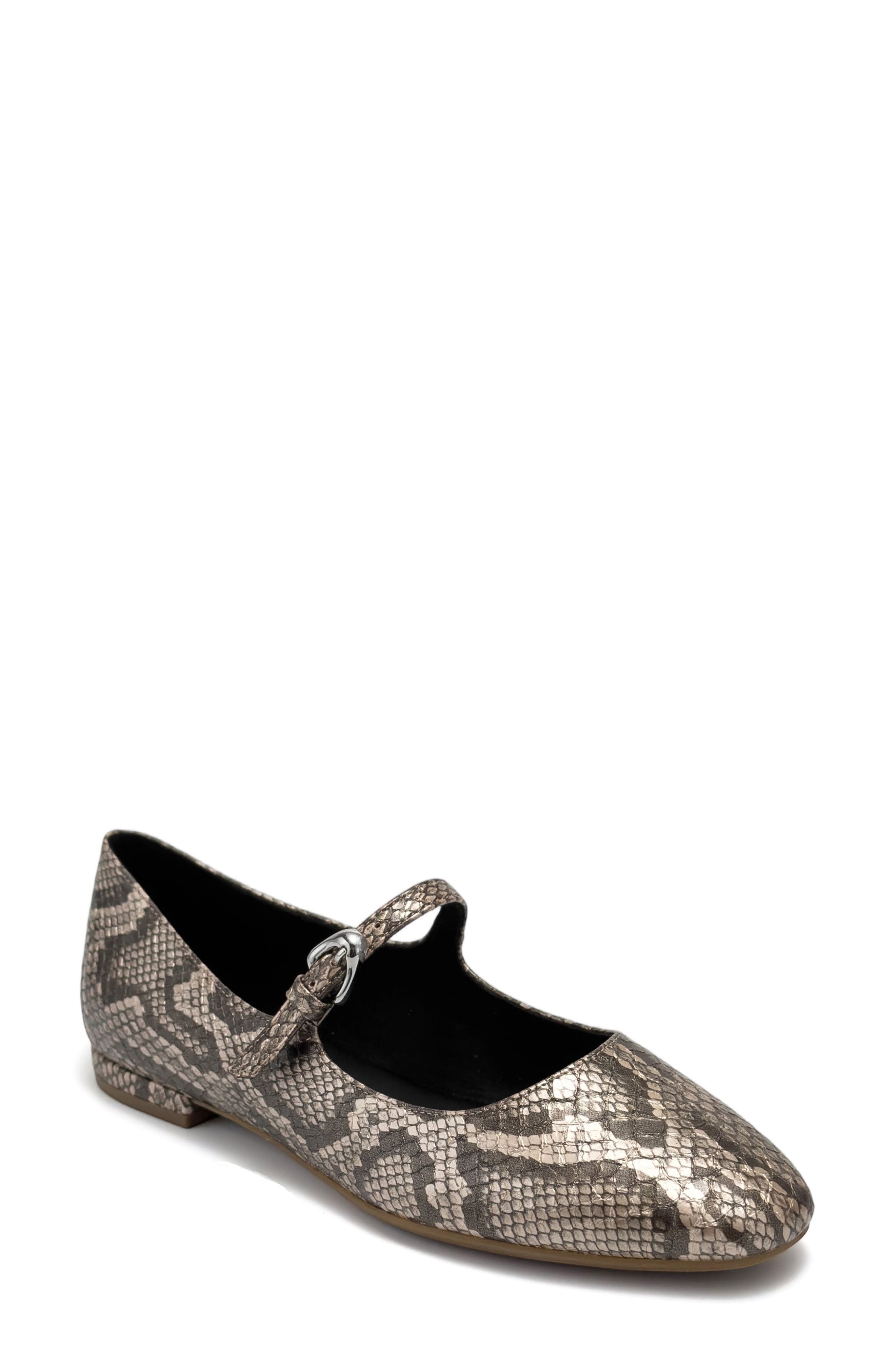  Champagne Metallic Snake Print