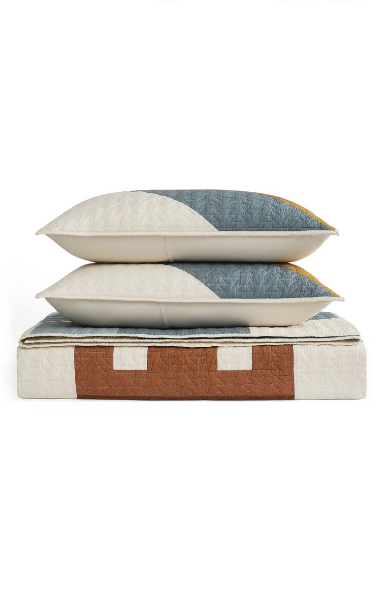 Pendleton Carico Lake Quilt & Pillow Shams Set, Main, color, Silver Blue