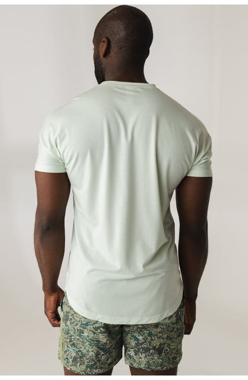 Vitality Adapt Tee In White