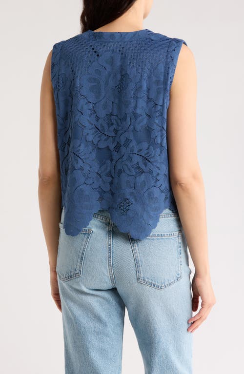 FORGOTTEN GRACE FORGOTTEN GRACE FLORAL LACE BUTTON-UP TOP