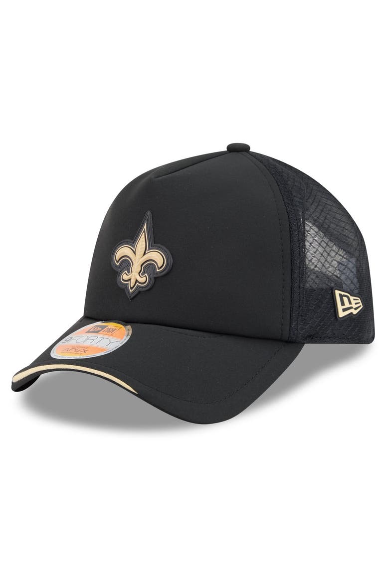 Men's New Era Black New Orleans Saints 2026 Sideline Apex 9FORTY Adjustable Trucker Hat, Main, color, Black