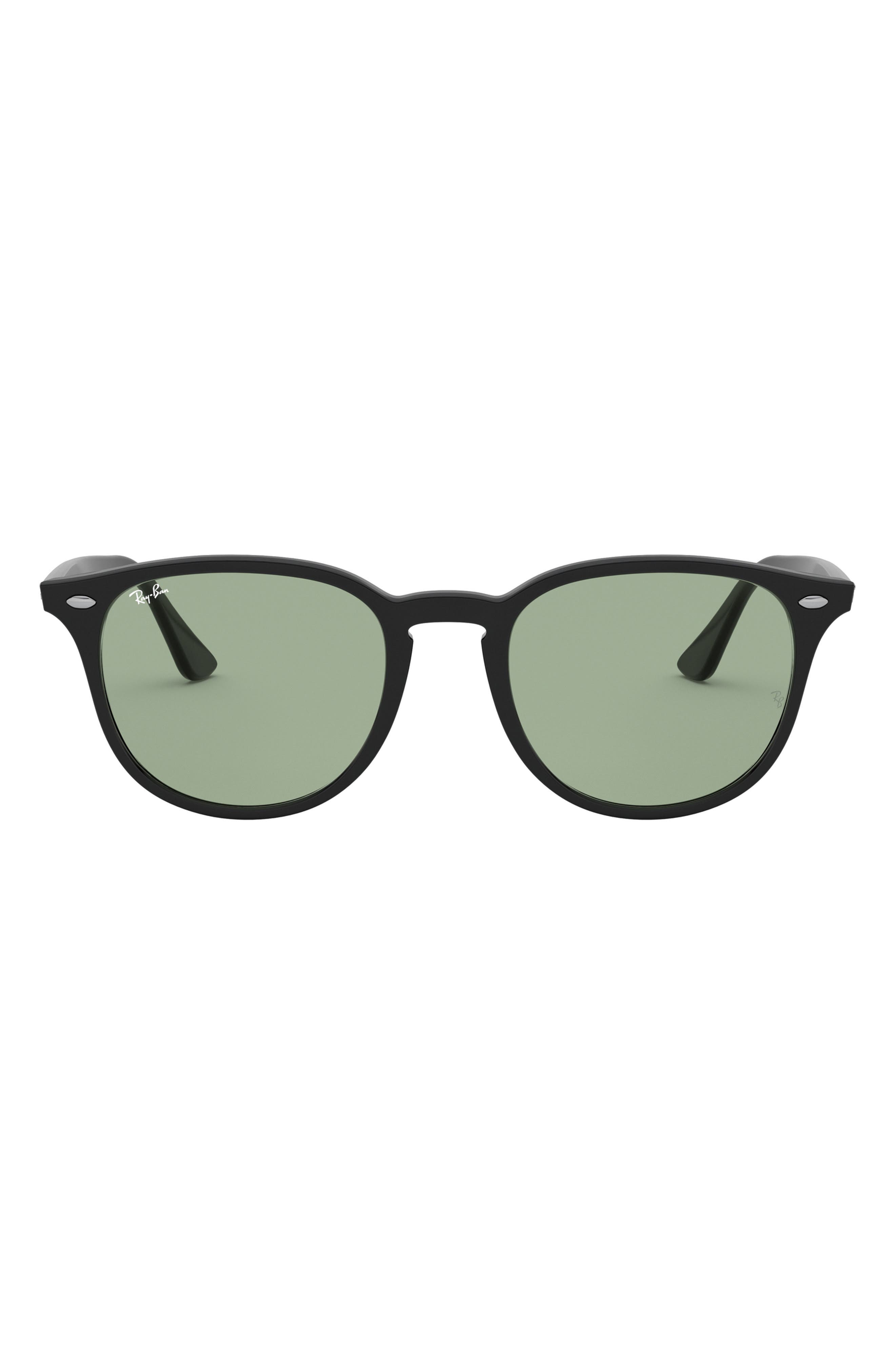BLACK / LIGHT GREEN