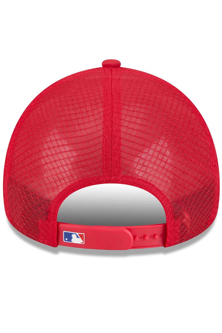 Men's New Era Red Chicago Cubs 2026 Batting Practice Apex 9FORTY Adjustable Trucker Hat, Alternate, color, Red