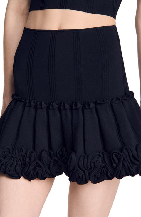 Short ribbed knit skirt