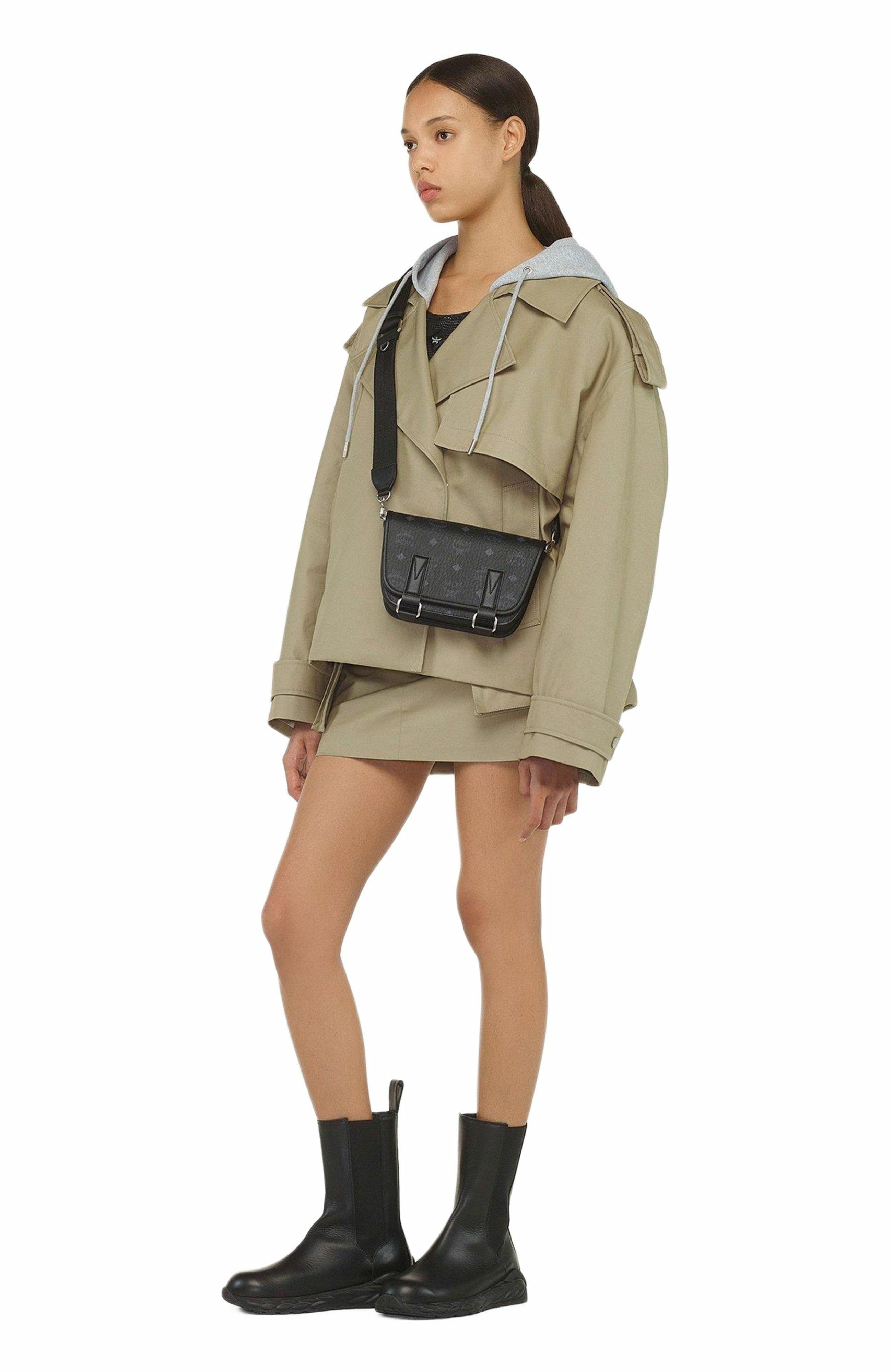 MCM Aren Messenger Bag in Visetos, Alternate, color, 