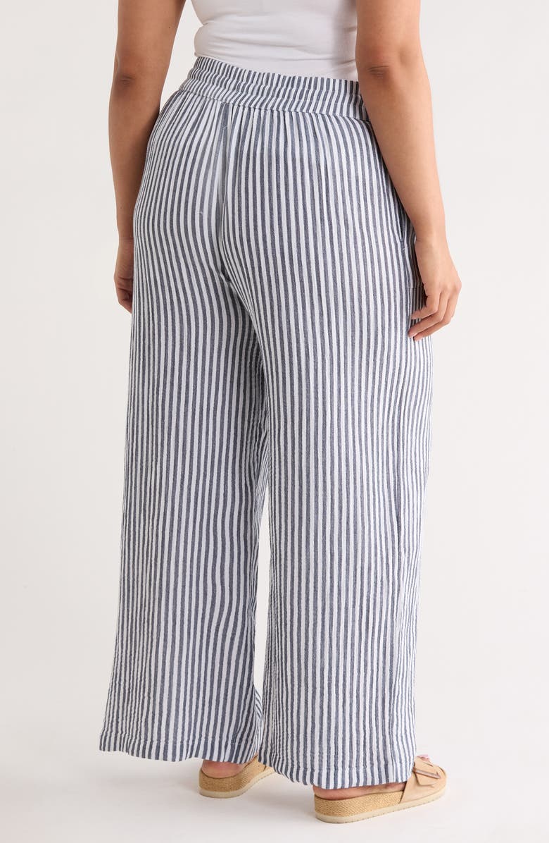 Caslon<sup>®</sup> Stripe Pull-On Wide Leg Pants, Alternate, color, Navy- White Brianne Stripe