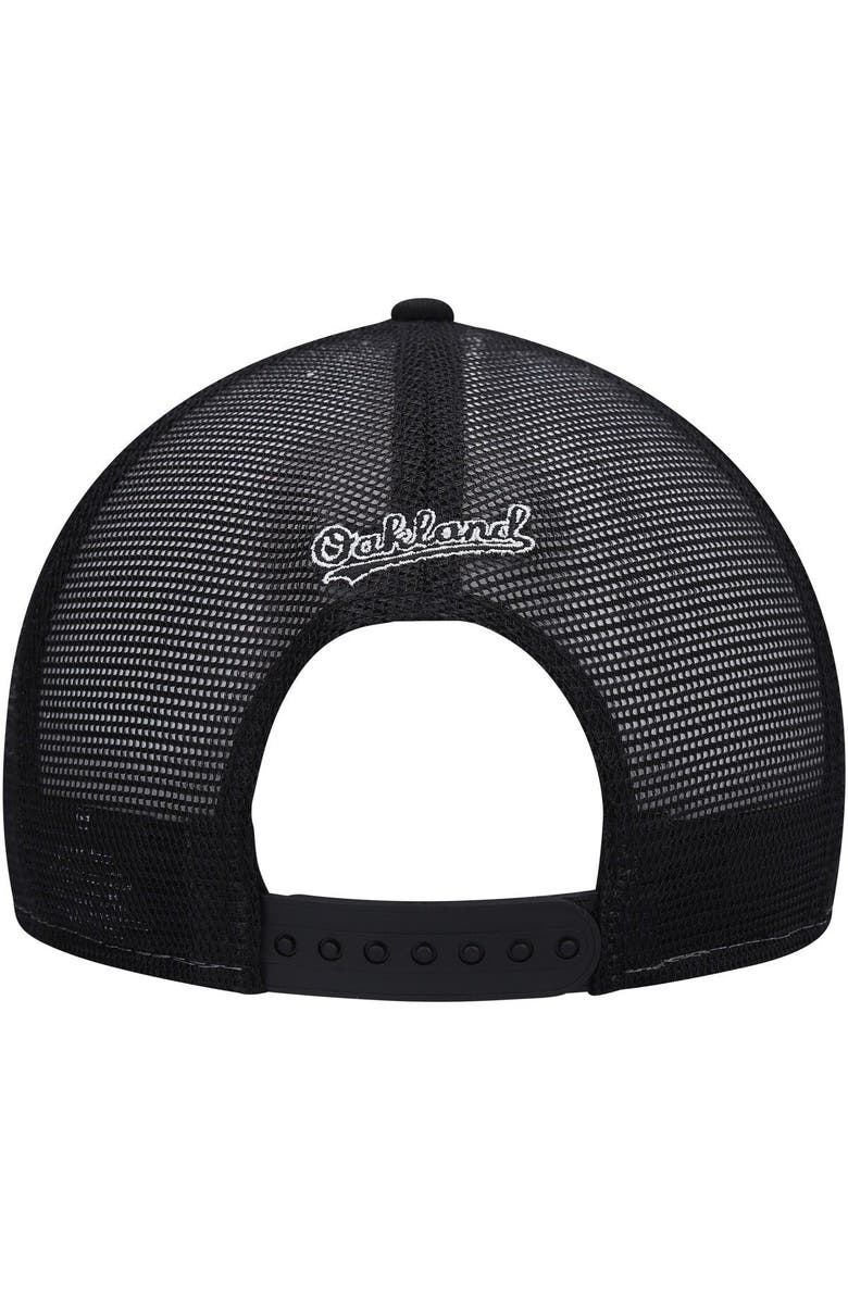 New Era Men's New Era White/Black Oakland Athletics 2022 Clubhouse Trucker 9FIFTY Snapback Hat, Alternate, color, White