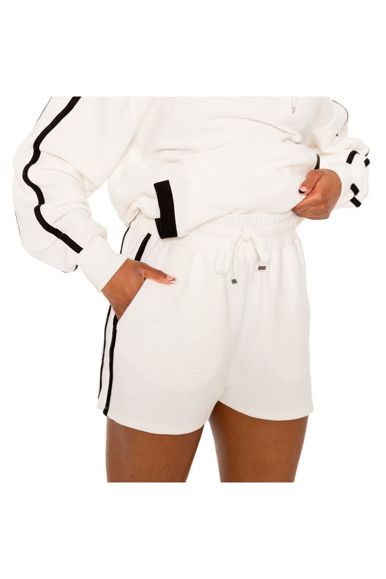 Women's Gameday Couture Cream Georgia Bulldogs Down, Set, Go Pullover Hoodie and Shorts Set, Alternate, color, Cream