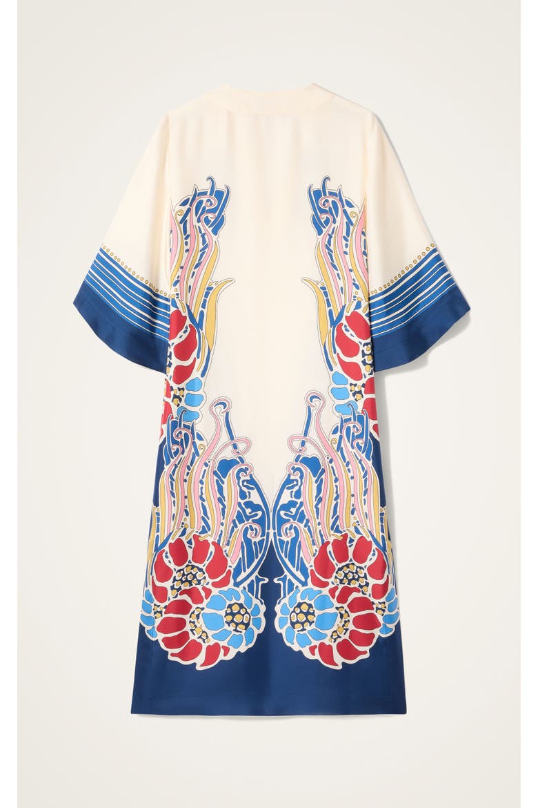 The Kaftan Placée, Alternate, color, Lemuria Placée Blue