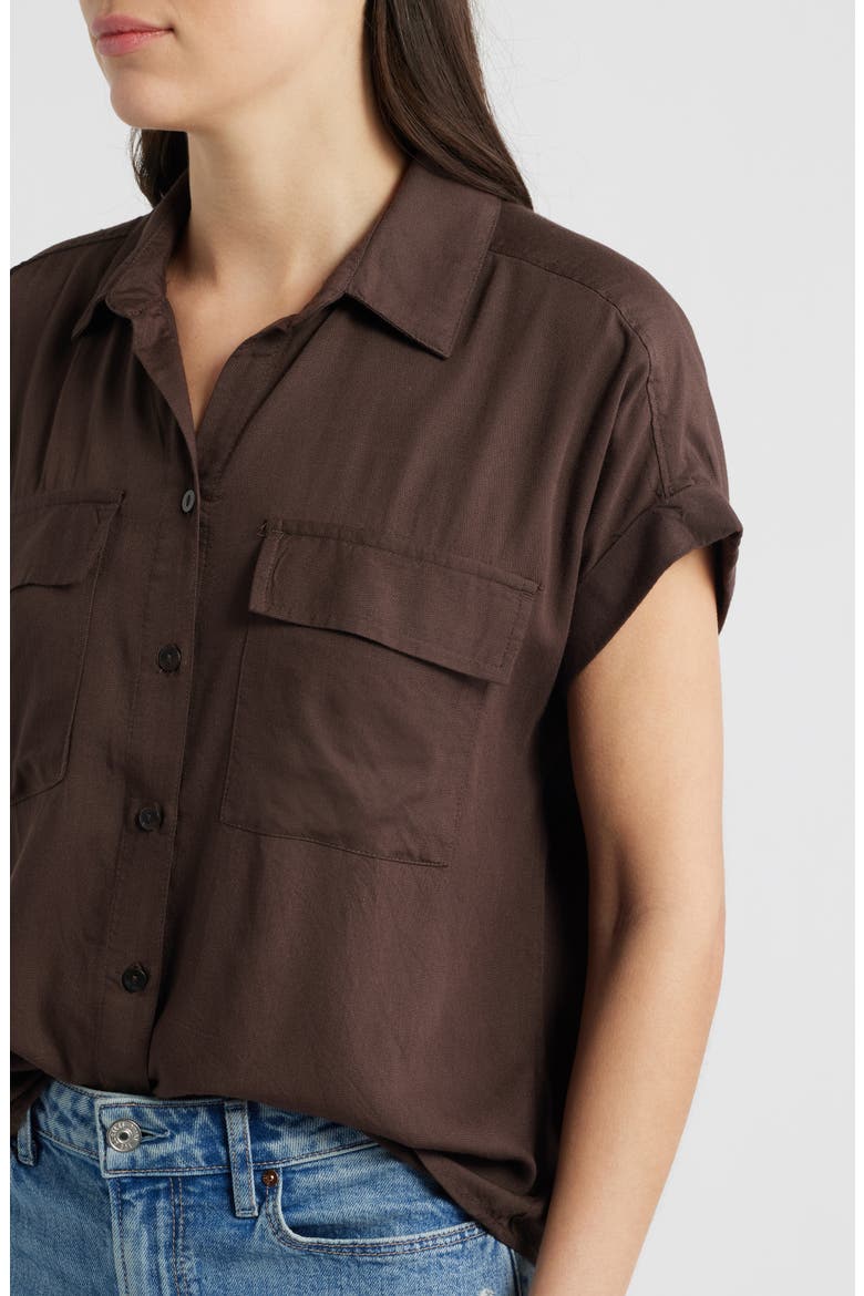 Kia Short Sleeve Button-Up Shirt, Alternate, color, HOT FUDGE