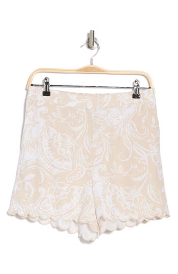 Ellen Tracy Scalloped Pull-on Shorts