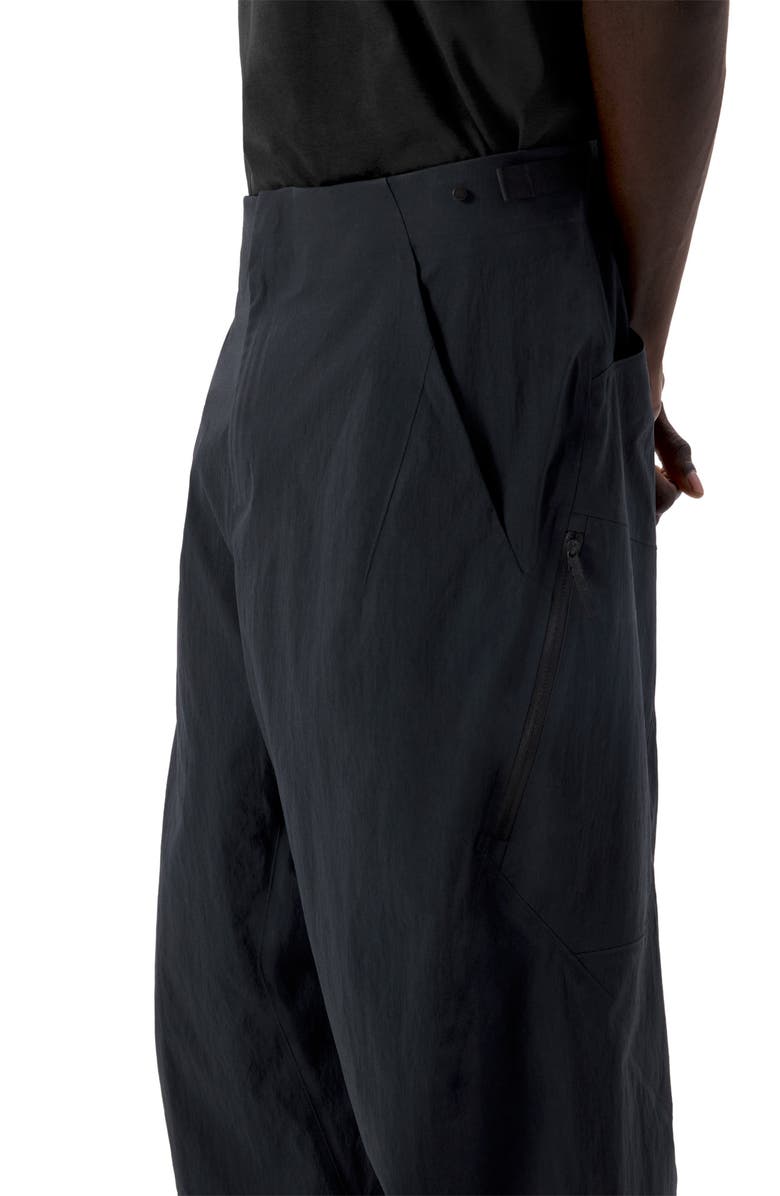 Veilance Spere Water Repellent Stretch Nylon Cargo Pants, Alternate, color, Black