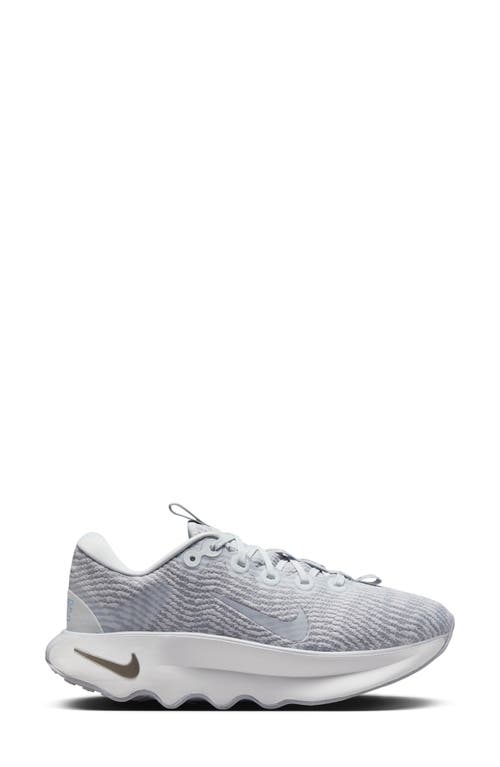 Nike Motiva Road Runner Walking Shoe