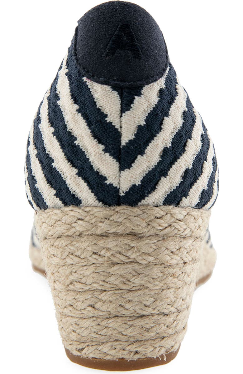 Aerosoles Roma Wedge Pump, Alternate, color, Eggnog/ Navy Stripe