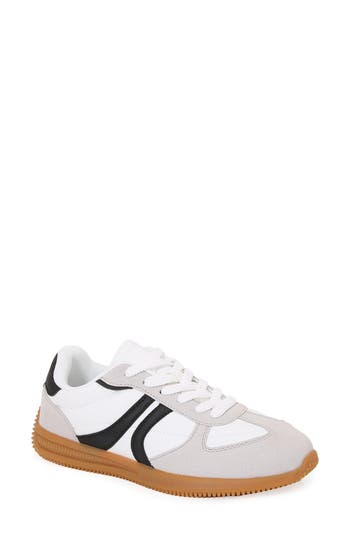 Berness Curve Stripe Sneaker In White