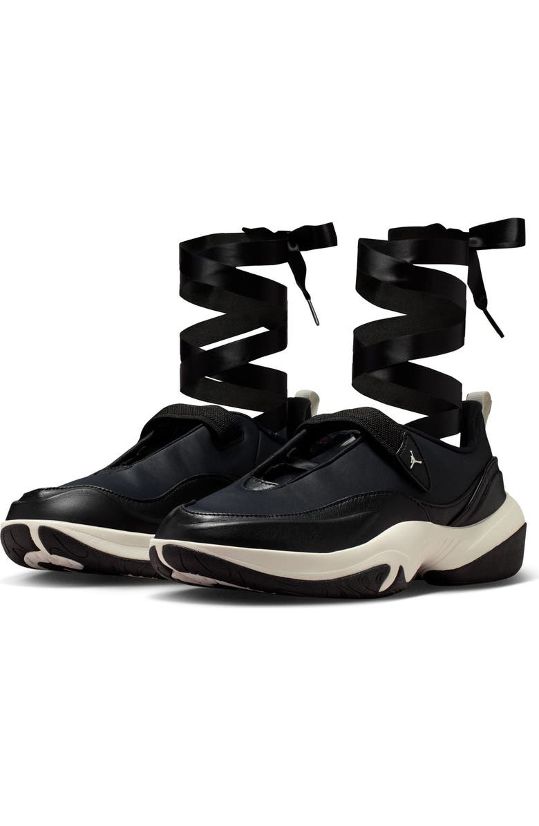 Jordan The Jordan Pointe Sneaker, Main, color, Black/ Sail