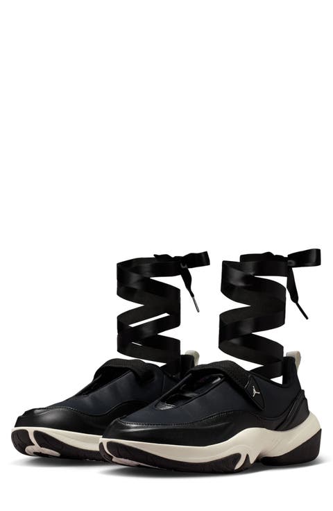 The Jordan Pointe Sneaker (Women)