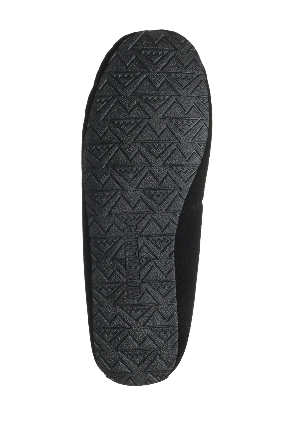 Minnetonka Comfy Faux Fur Moccasin, Alternate, color, 