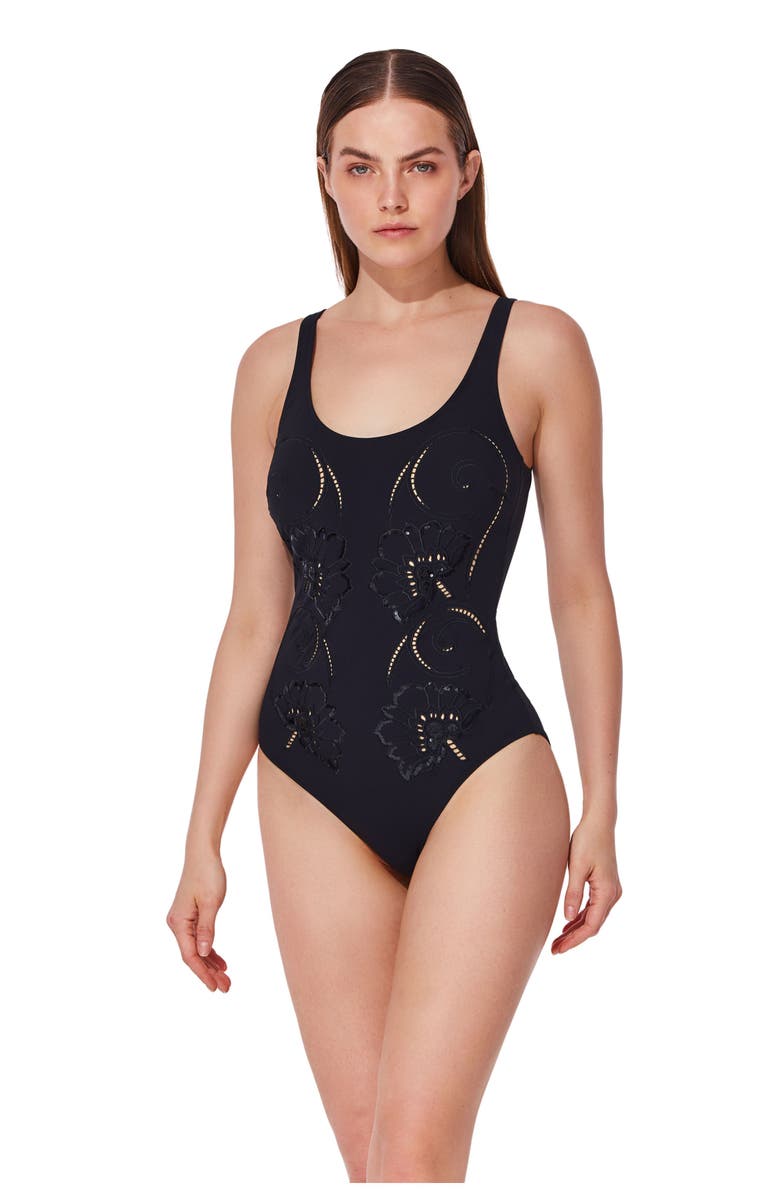 Gottex Hokkaido Scoop Neck One Piece, Alternate, color, Black