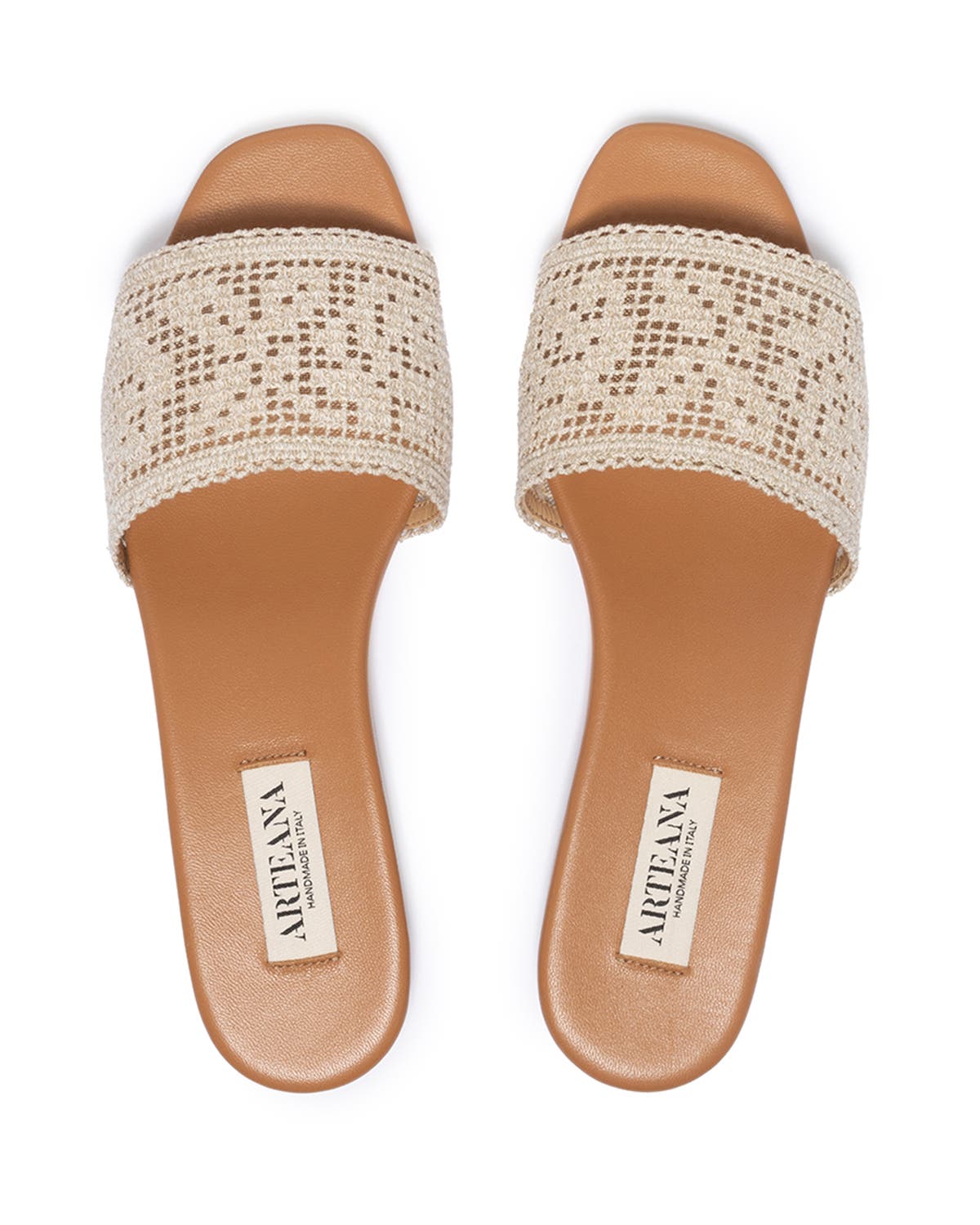 Clio Flat Slide, Alternate, color, Natural