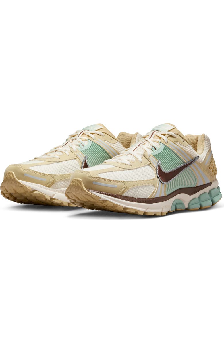 Nike Zoom Vomero 5 SE SP Sneaker, Main, color, Team Gold/ Ivory/ Seafoam