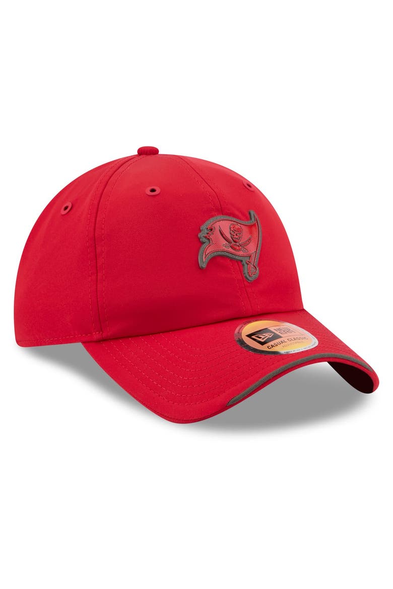 Men's New Era Red Tampa Bay Buccaneers 2026 Sideline Casual Classic Adjustable Hat, Alternate, color, Red