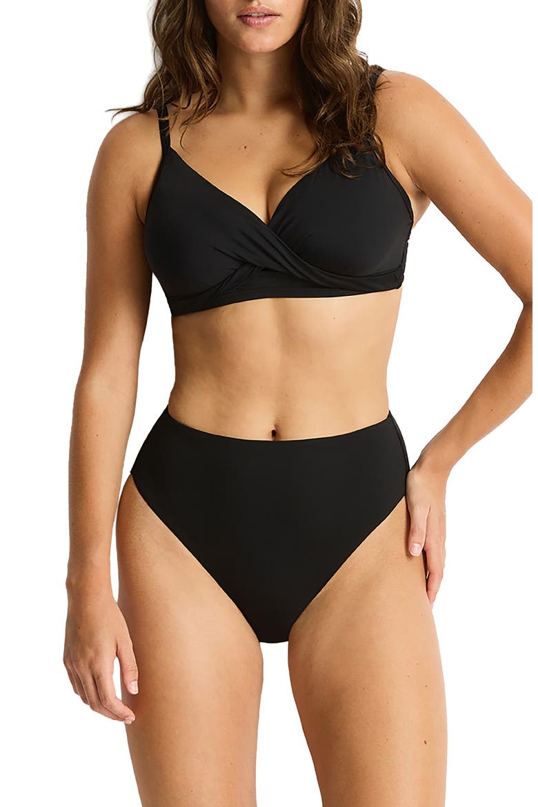 Twist Front DD- & E-Cup Underwire Bikini Top, Alternate, color, BLACK