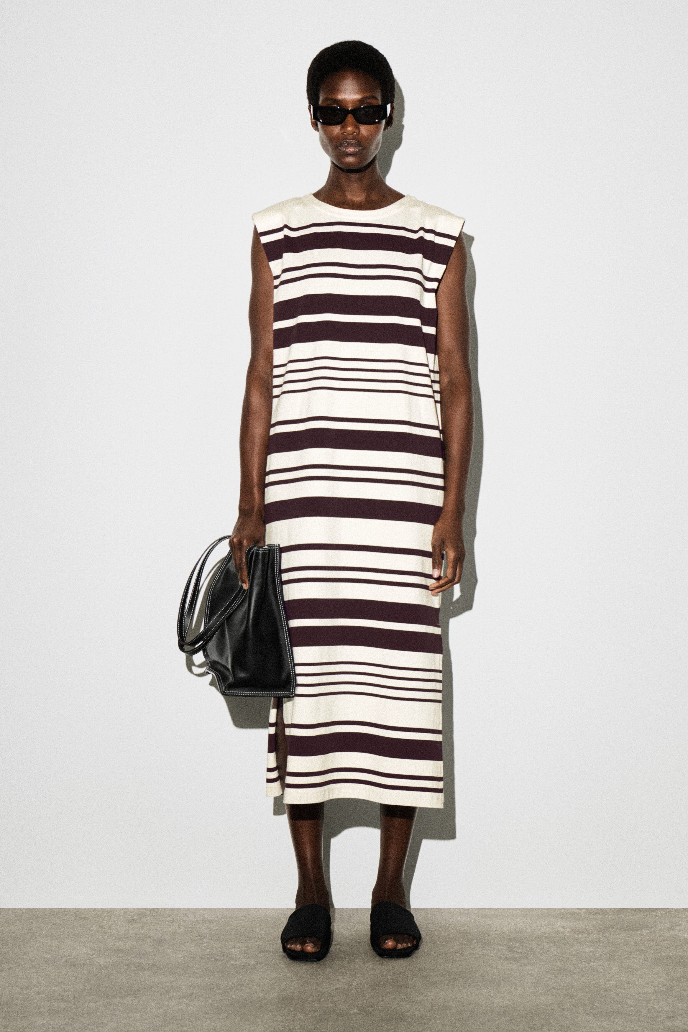 selected WHITE / BROWN / STRIPED