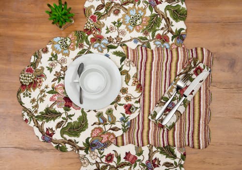 C & F Home C&f Home Amara Round Quilted Placemats Set Of 6, 17" In Neutral