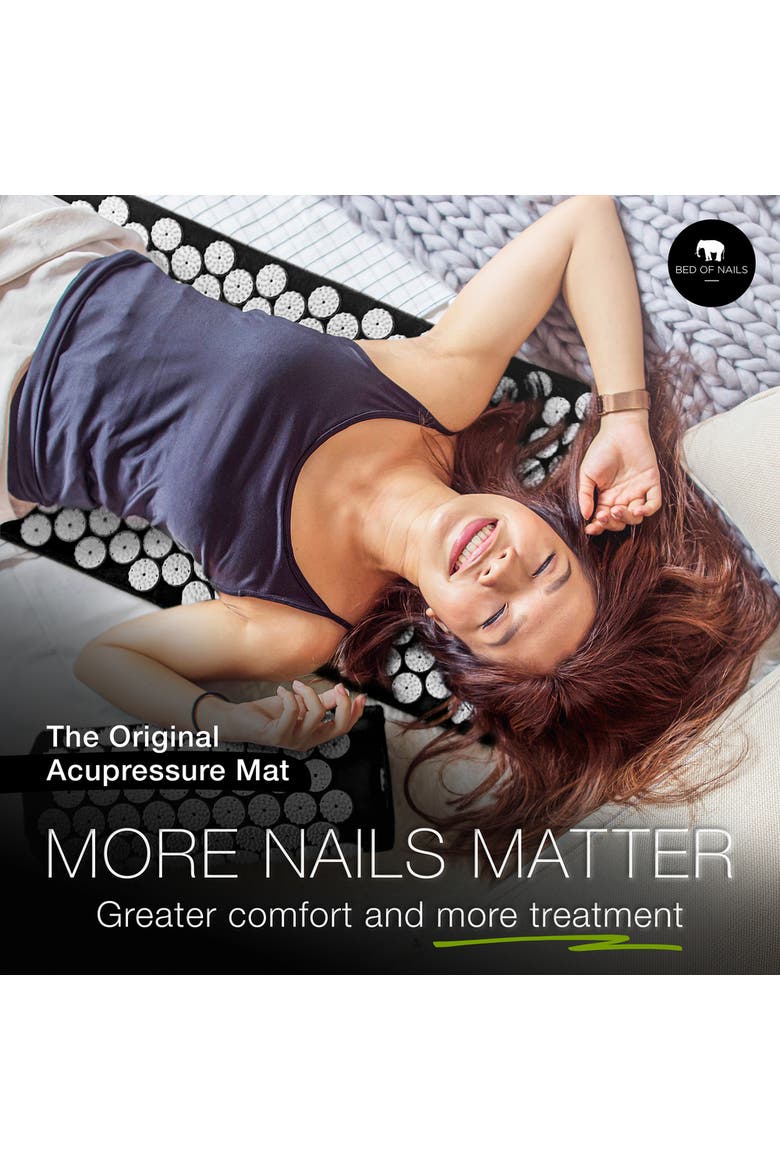 Bon Acupressure Mat Original Acupressure Design with 8820 Precision Nails, Alternate, color, Jet Black
