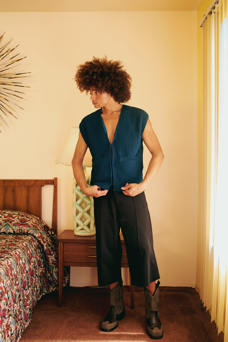 Knitted Vest, Alternate, color, BLUE