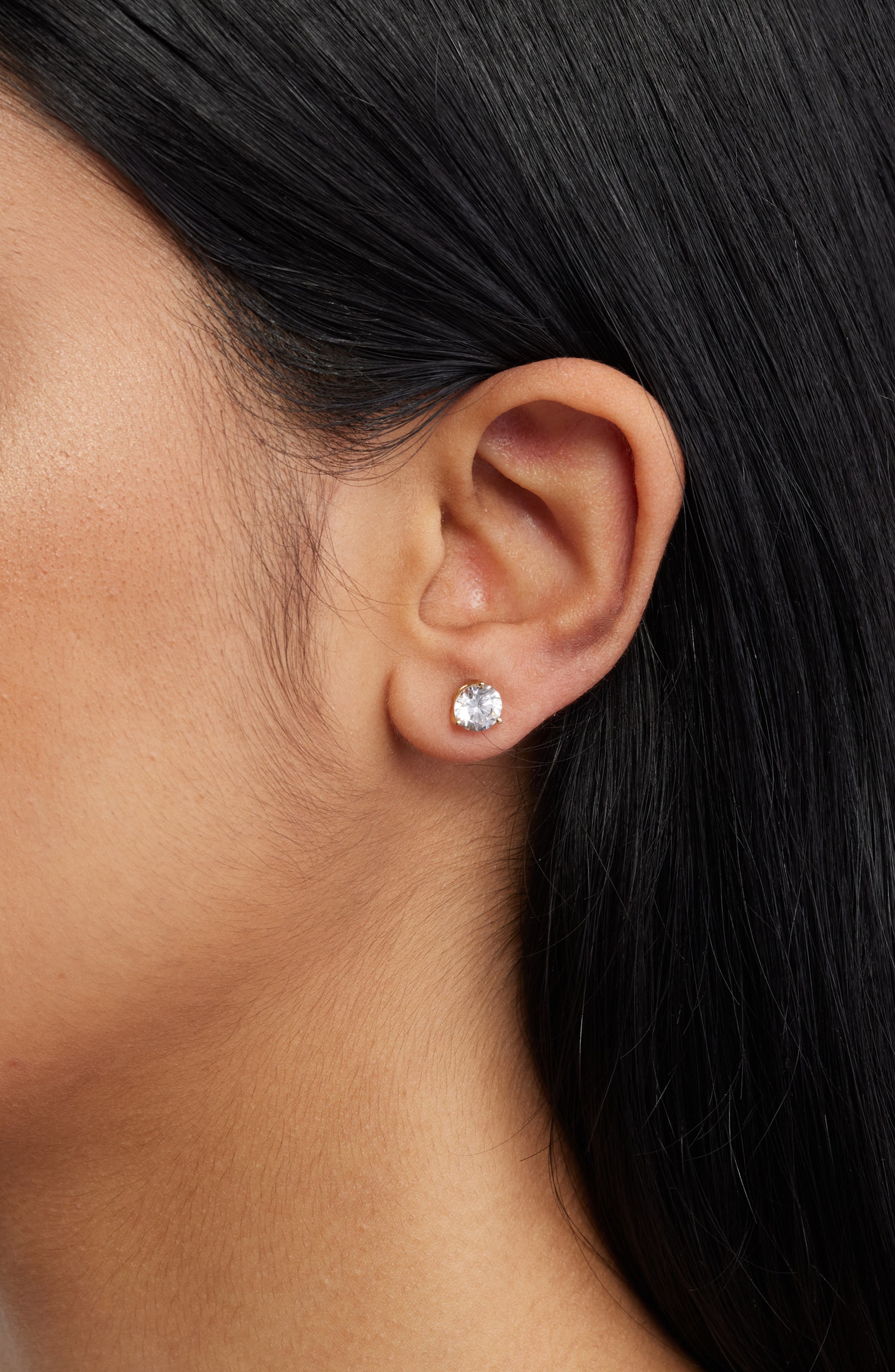 Женские аксессуары Nordstrom Gift Boxed Cubic Zirconia Stud Earrings - 2ct. — фото 2