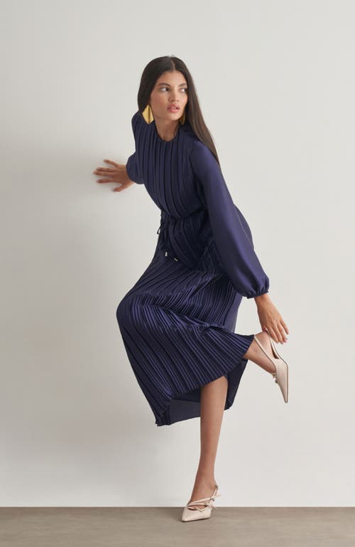 Mizalle Maxi Dress In Blue