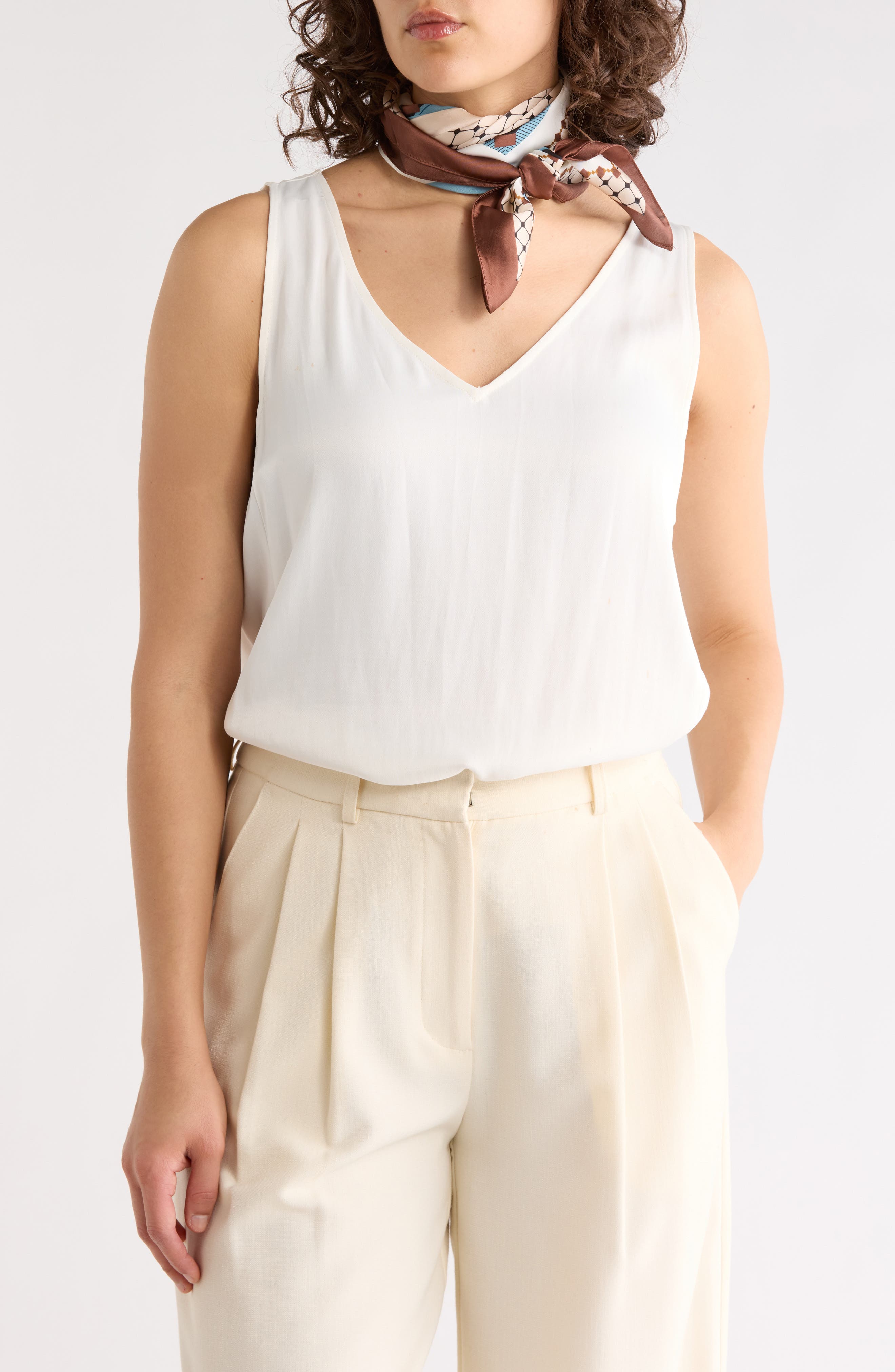 ELLIAN Graphic Square Scarf