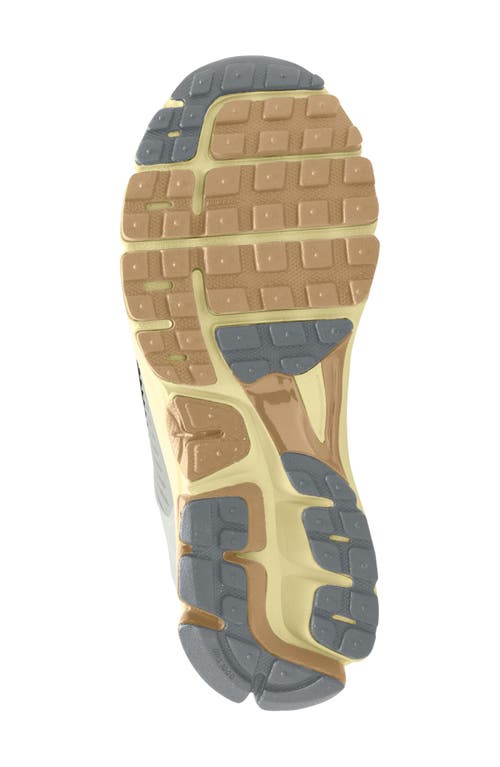 Nike Zoom Vomero 5 Sneaker