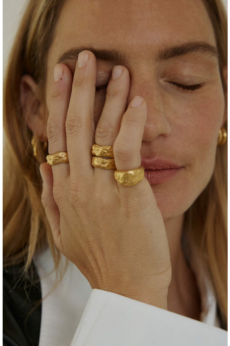 Chunky Ring Gold, Alternate, color, Gold