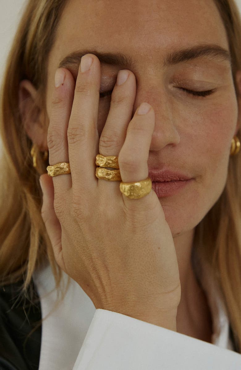 NOOTKA Chunky Ring Gold, Alternate, color, Gold