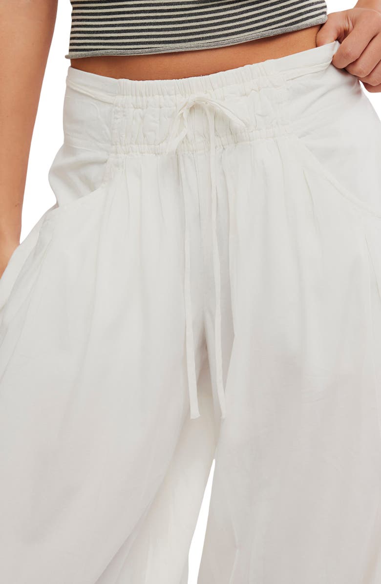 Free People Calle Bubble Crop Cotton Blend Pants, Alternate, color, Tofu