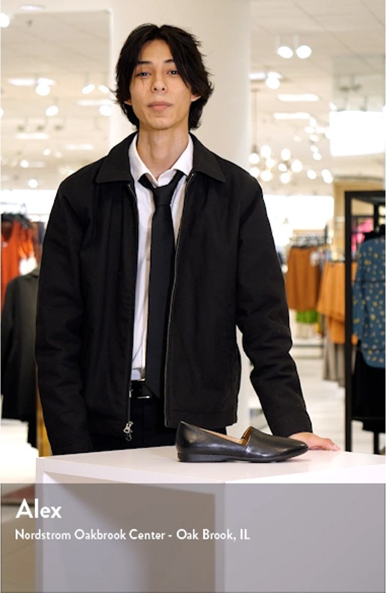 Larisa Loafer, sales video thumbnail