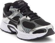 Nike V5 RNR Sneaker