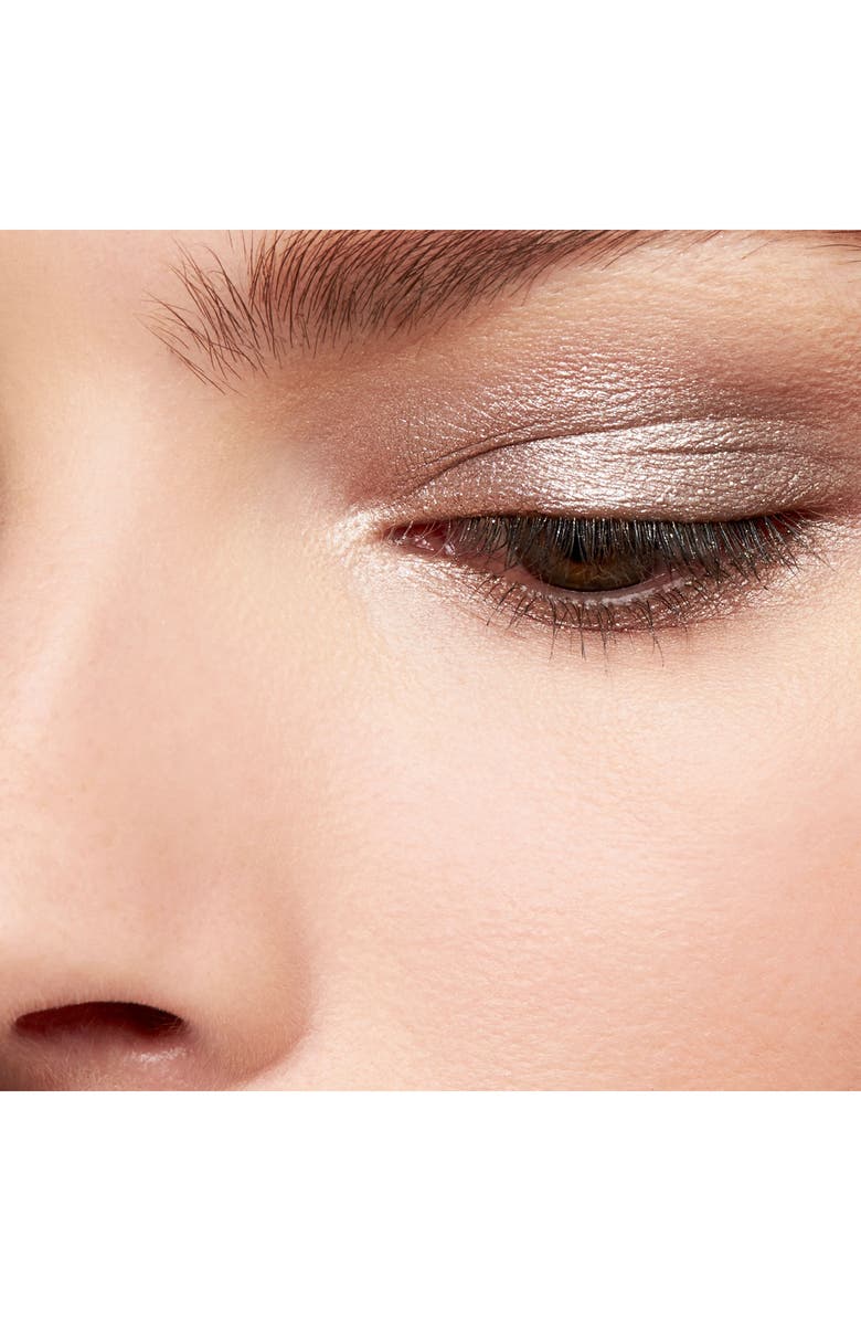 MAC Cosmetics Le Disko Dazzleshadow Eyeshadow, Alternate, color, She Sparkles