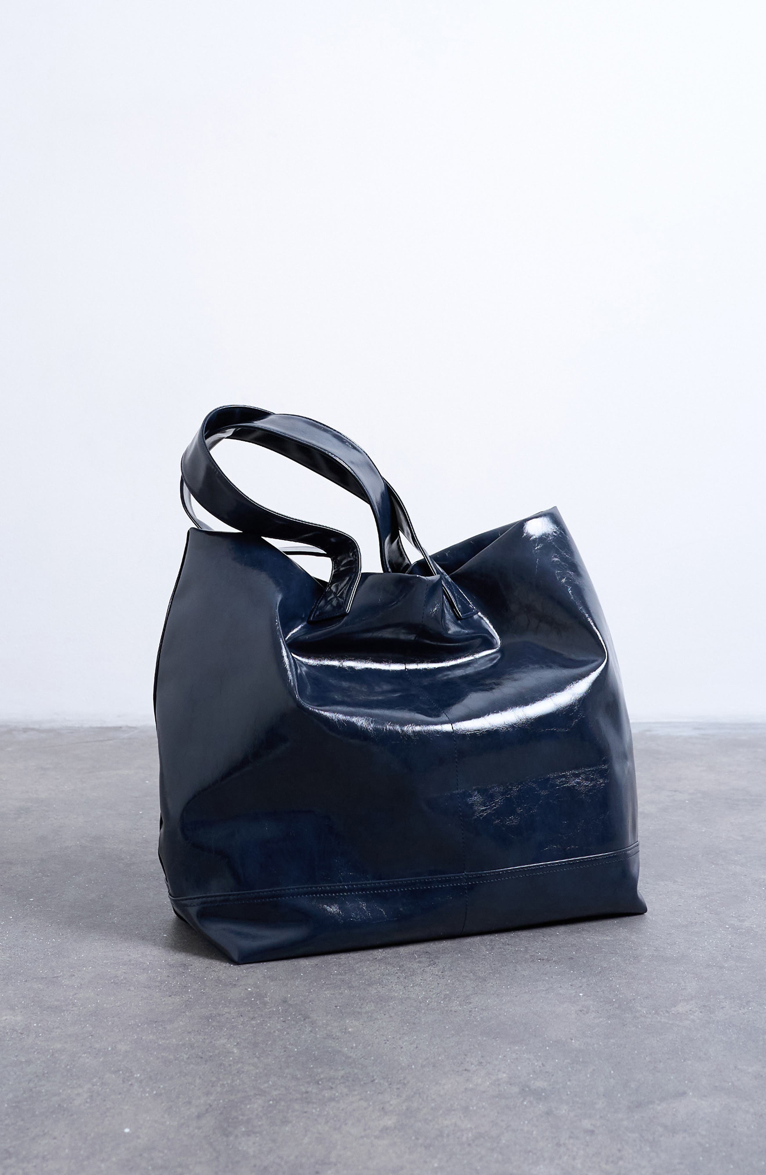 Topshop Crinkle Faux Leather Tote, Alternate, color, Navy