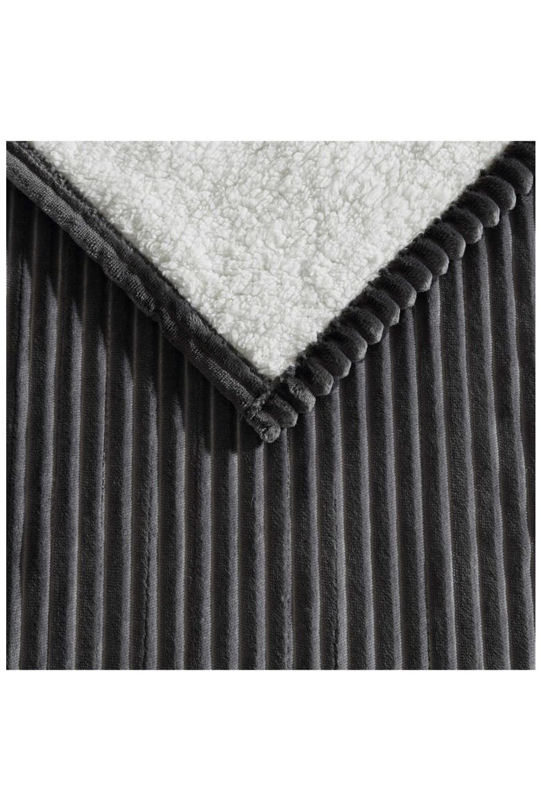 Mountain Valley Faux Shearling Heated Blanket, Alternate, color, DARK GREY