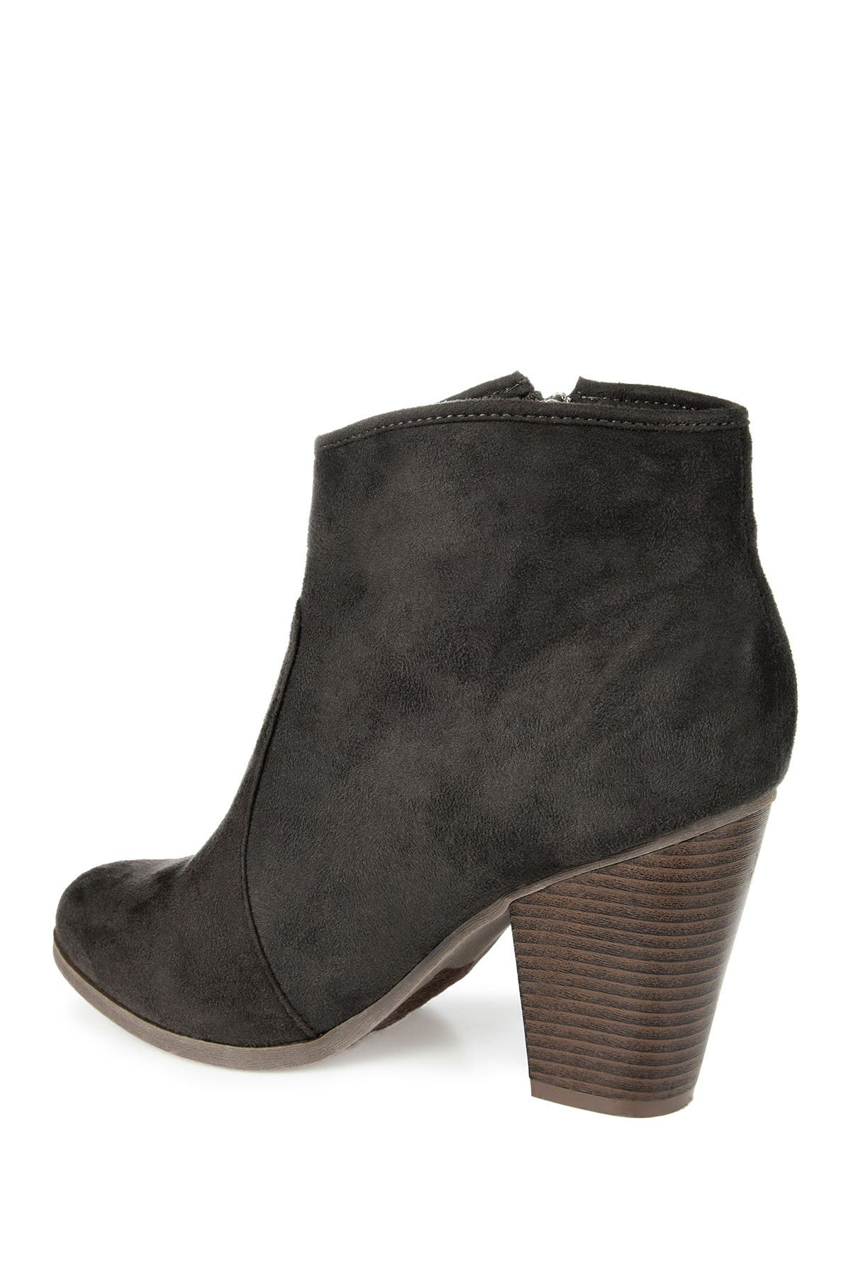 Journee Collection Link Round Toe Bootie, Alternate, color, Charcoal