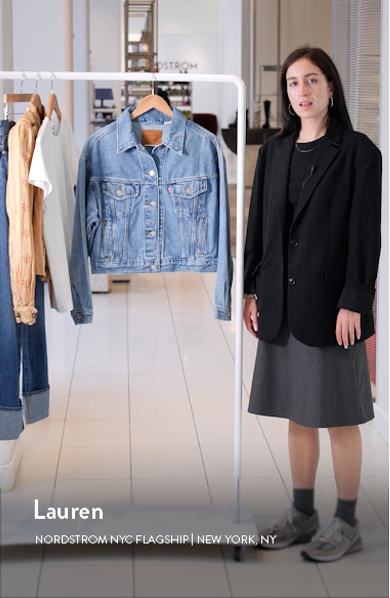 Shrunken '90s Denim Trucker Jacket, sales video thumbnail