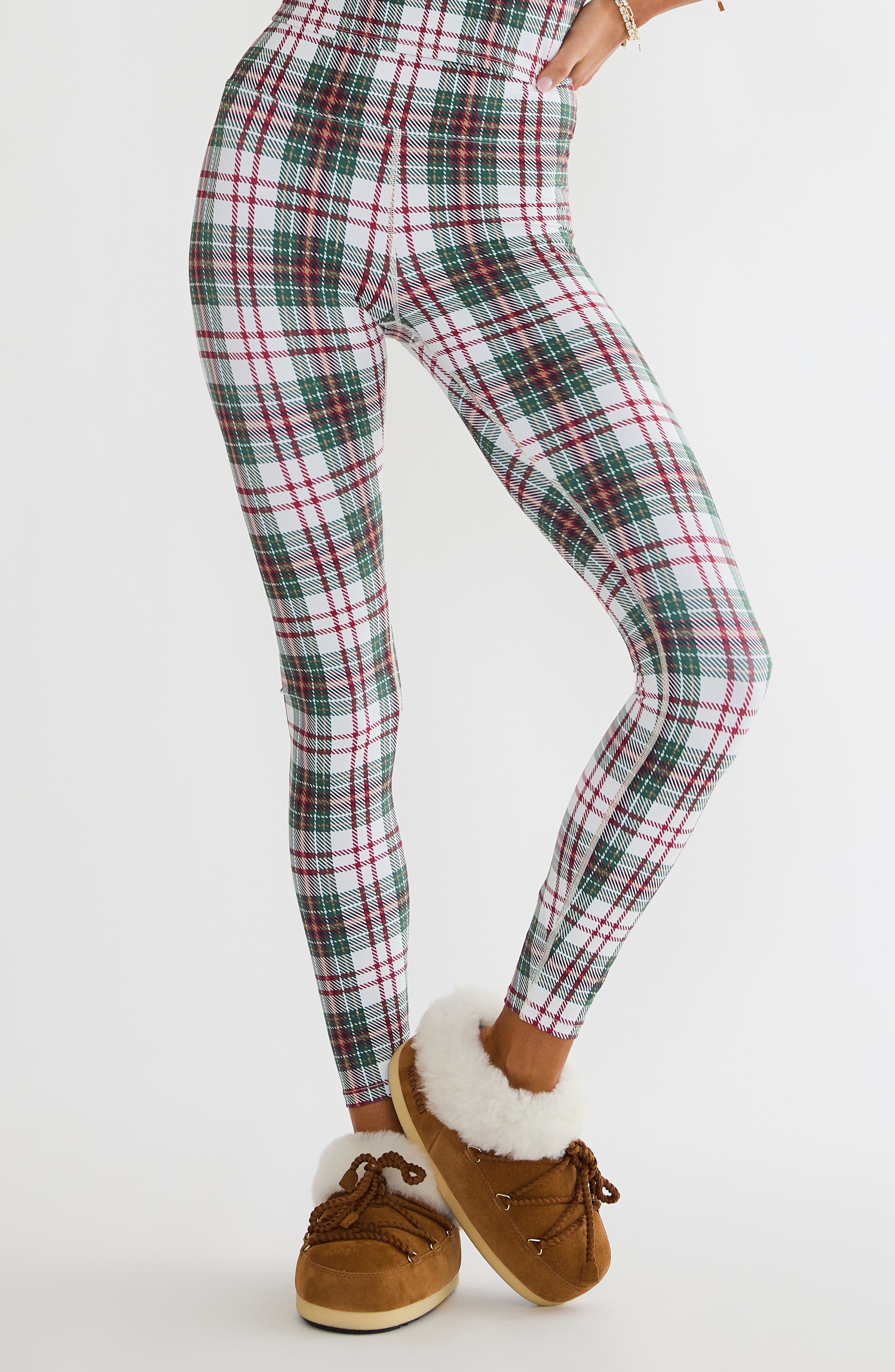 selected FROSTED PINE PLAID