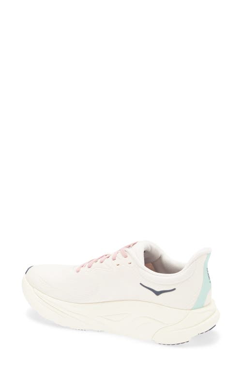 Hoka Arahi 8 Running Shoe In Pink