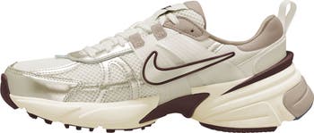 V2K Run Sneaker