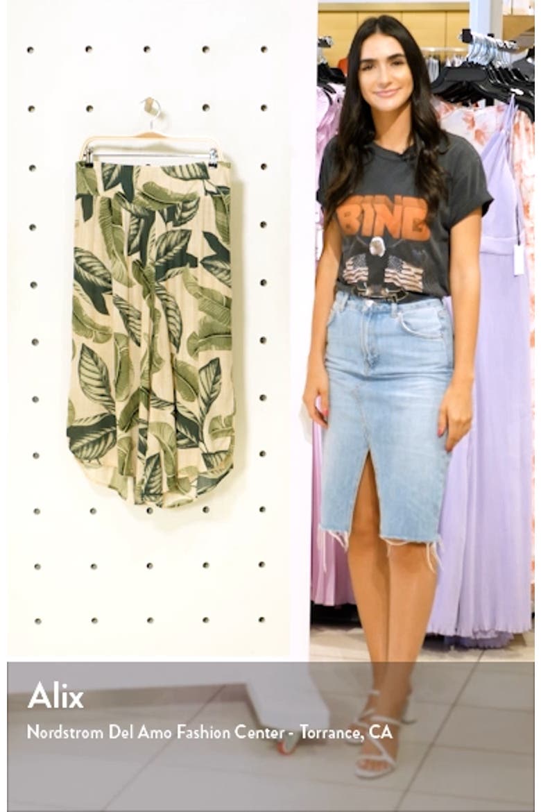 Coco Beach Crop Pants video